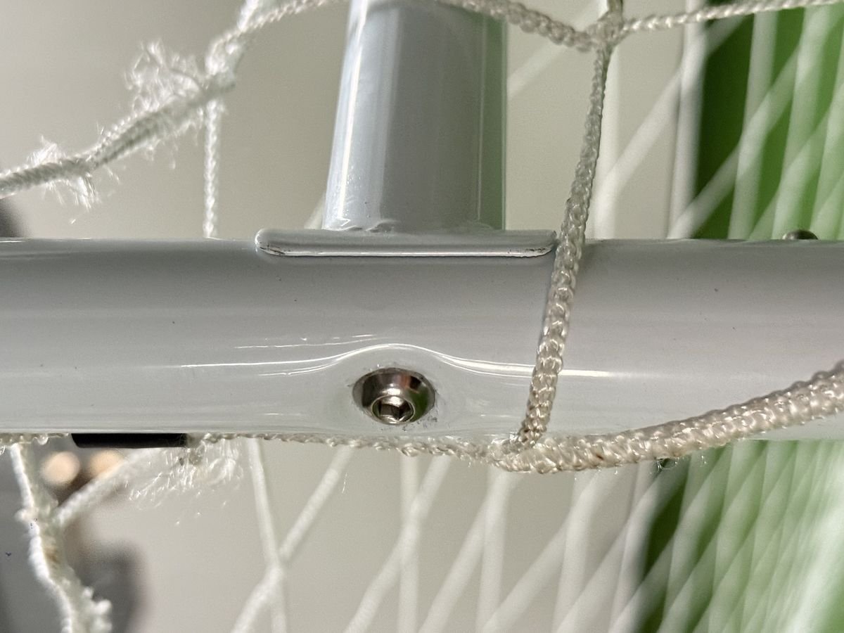 Soccer goal steel tube joint with bolt connection